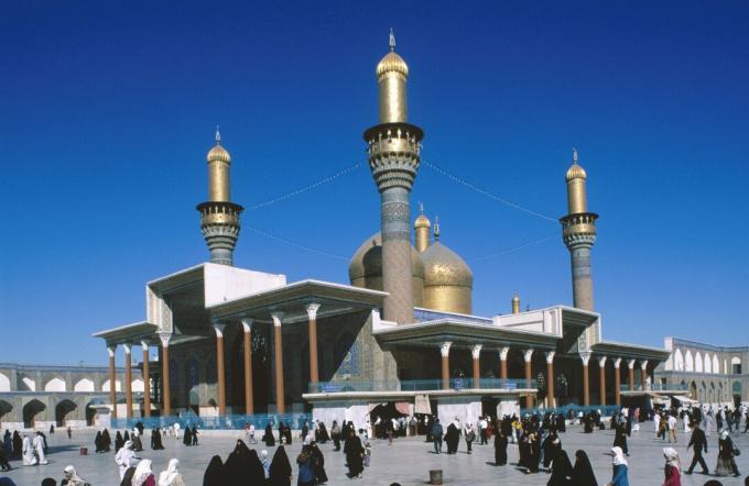 Masjid Al-Kadhimiya di Baghdad, Irak