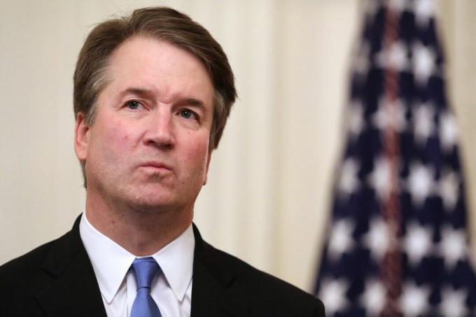 Brett Kavanaugh dilantik sebagai hakim agung ke 114