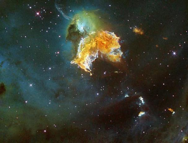 Jenis sisa supernova yang berbeda