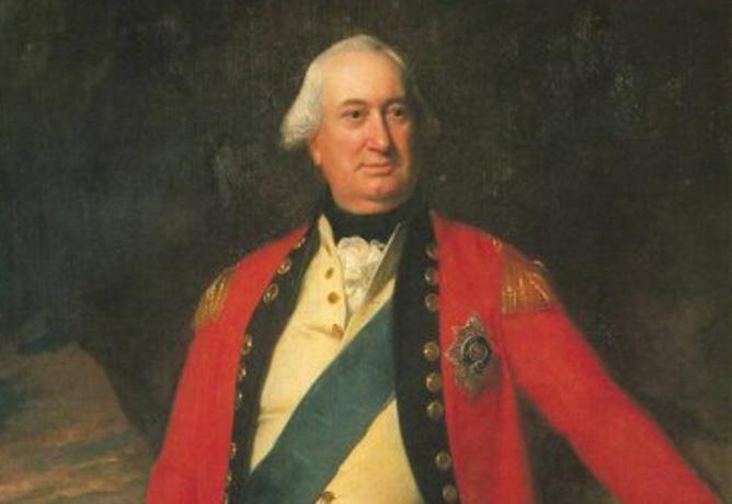 Letnan Jenderal Lord Charles Cornwallis berdiri dengan seragam tentara Inggris berwarna merah.