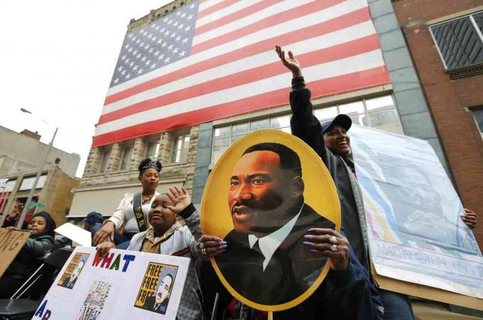 Memphis Menandai Hari Martin Luther King Dengan March To Lorraine Motel