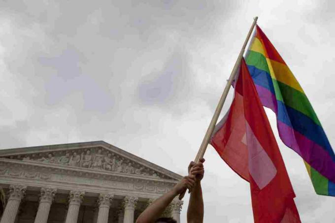 Peraturan Mahkamah Agung yang Mendukung Pernikahan Gay